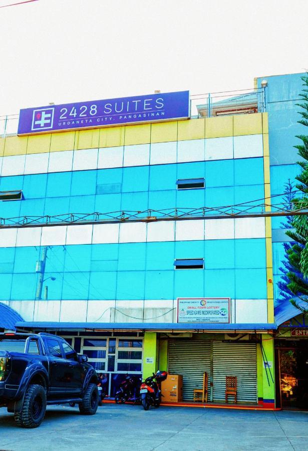 2428 Suites Urdaneta المظهر الخارجي الصورة