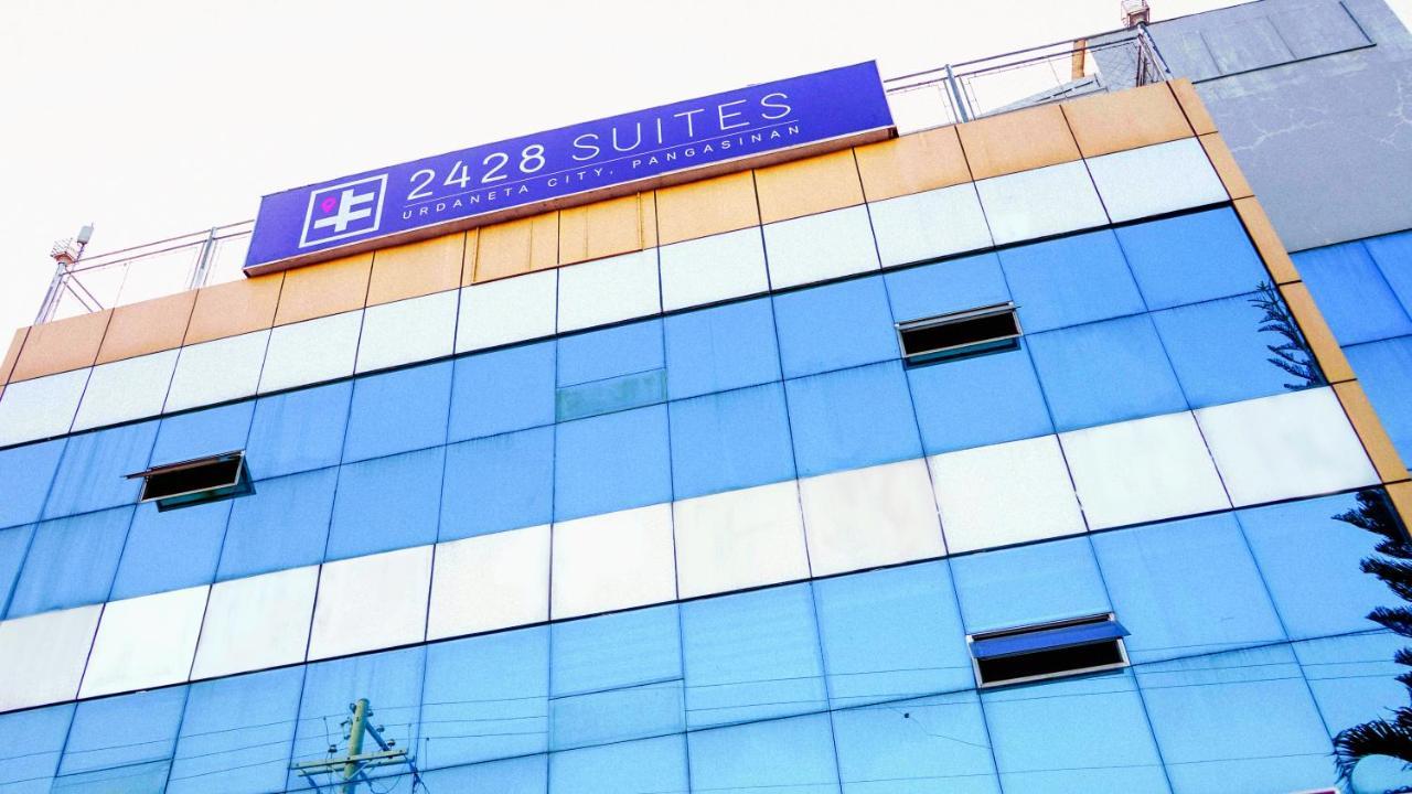 2428 Suites Urdaneta المظهر الخارجي الصورة